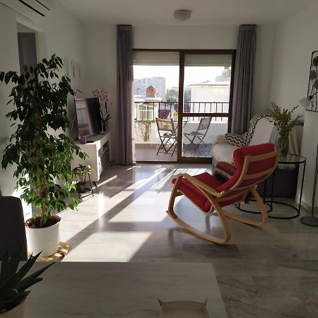 Апартаменты Playa Escollera Эстепона Экстерьер фото